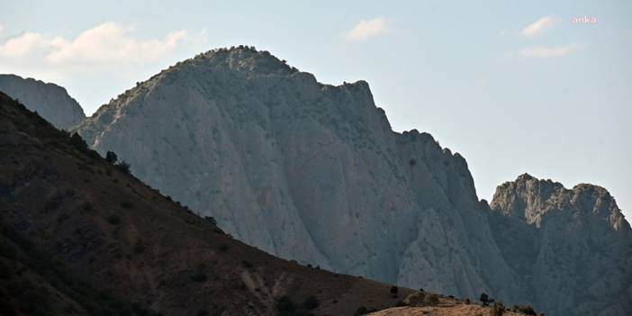 Yozgat’taki kanyonda kayaların oluşturduğu insan silueti dikkat çekiyor