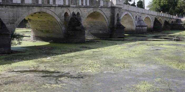 Tunca Nehri alarm verdi: Su akışı durdu!