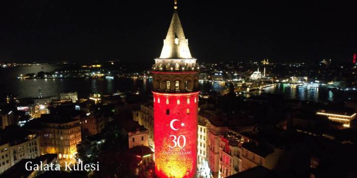 Tarihi mekanlara 'Zafer Bayramı' ışıklandırması