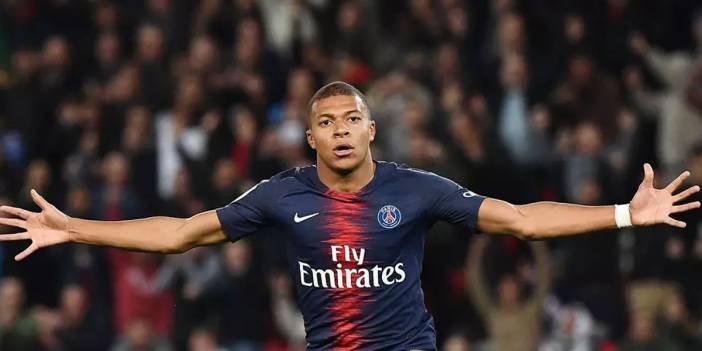 Real Madrid'den Mbappe'ye dudak uçuklatan teklif!