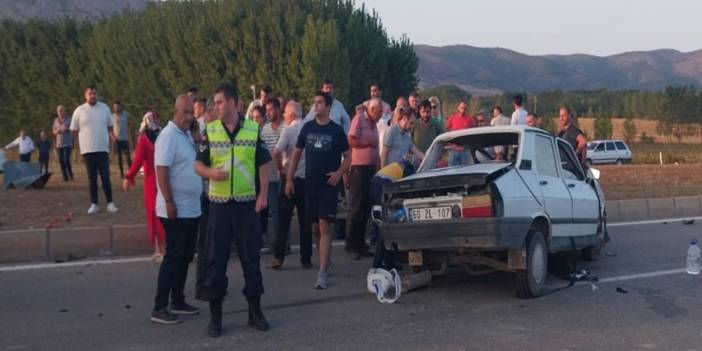 Tokat'ta iki otomobil çarpıştı: Feci kaza can aldı!