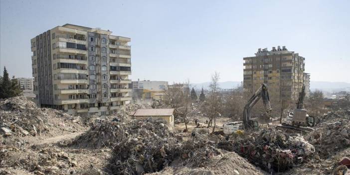 Binlerce kişinin ölümüne neden olmuştu: Ebrar Sitesi davasında sanıklar hakim karşısına çıktı