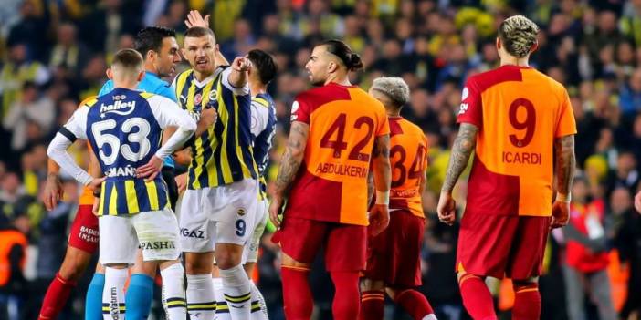 Fenerbahçe ve Galatasaray'ın eski yıldızı derbinin sonucunu 'Yüzde 51' diyerek açıkladı