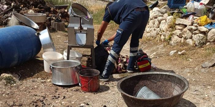 Mersin'de pompalı tüfekli saldırı! Aynı aileden 3 kişi öldü