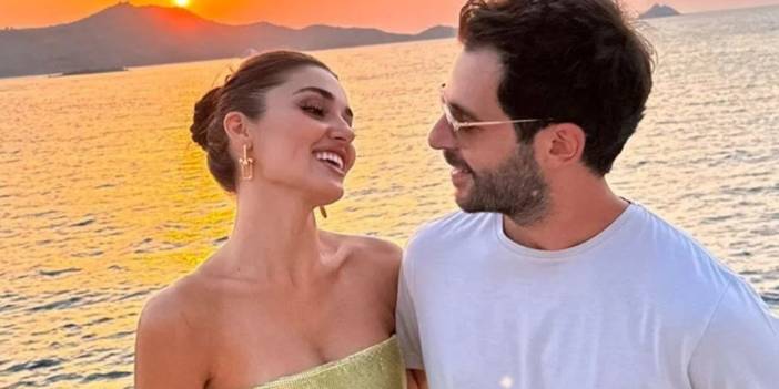 Hande Erçel ve Hakan Sabancı'dan yeni aşk pozu. Art arda paylaştılar