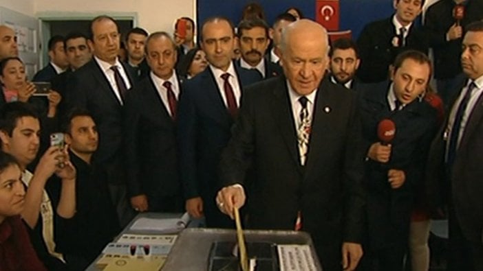 Bahçeli oyu kime verdiğini açıkladı