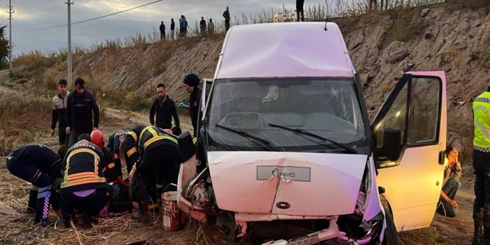 Nevşehir’de işçi servisi devrildi: 5 yaralı