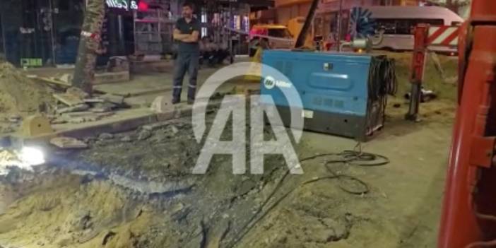 Küçükçekmece'de doğal gaz sızıntısı alarmı: Cadde trafiğe kapatıldı