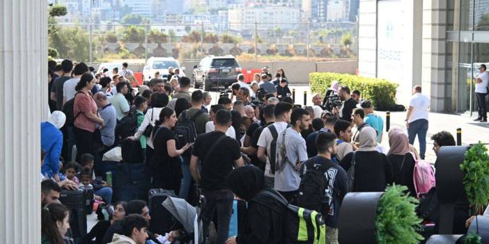 Türk vatandaşlarının Lübnan'dan tahliyesi başladı