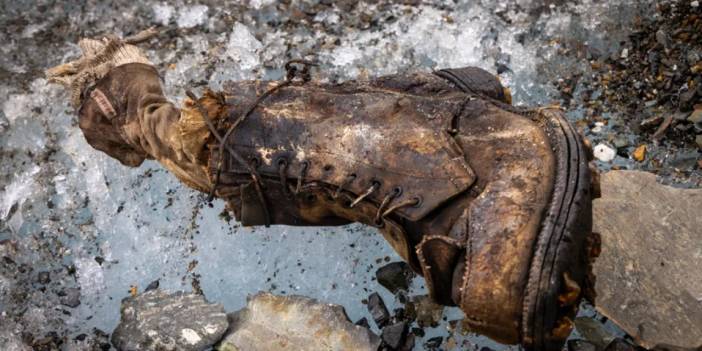 Everest'e tırmanan kişinin ayağı 100 yıl sonra bulundu