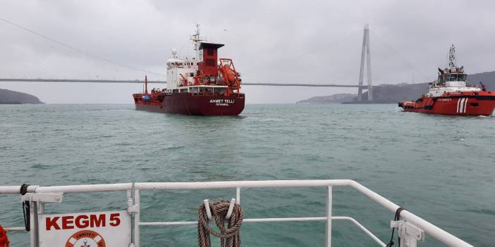 İstanbul Boğazı’nda gemi arızası. Trafik çift yönlü askıya alındı