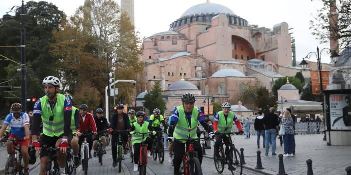 Bisikletliler Tarihi Yarımada’da Pedal Çevirdi