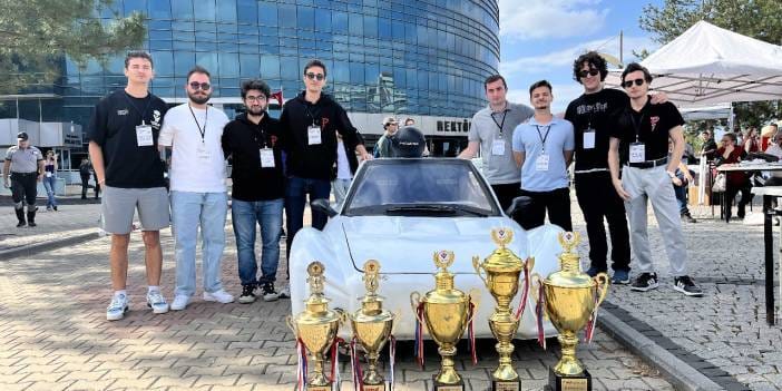 Üniversiteli Türk gençleri elektrikli araç üretti. Hedefleri 'yurt dışındaki yarışma'