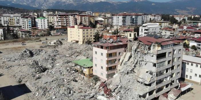 Depremde 27 kişiye mezar olmuştu. 5 sanığa yurt dışına çıkış yasağı getirildi