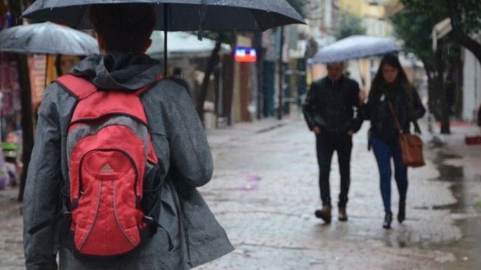 Meteoroloji'den sağanak uyarısı: Saat verdi