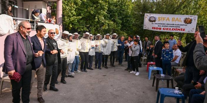 TÜRSAB yetkilisi bal şenliği etkinliğine katıldı