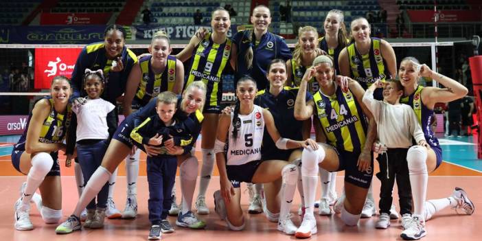 Fenerbahçe Beşiktaş'ı 3-0 yendi. 4'te 4 yaptı