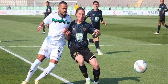 Bandırmaspor galip geldi. Sakaryaspor dibe vurdu