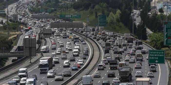 İstanbul'da bayram trafiği yoğunluğu başladı