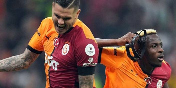 Osimhen Galatasaray'da kalıyor