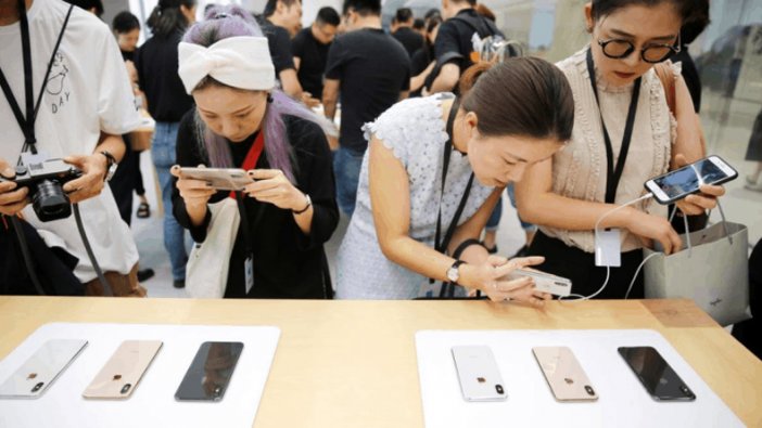 İki öğrenci 'çakma iPhone' ile Apple’ı dolandırdı