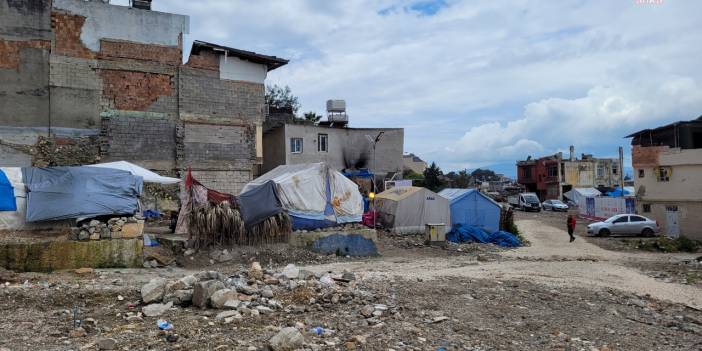 Hatay Barınma Hakkı Platformu: Hatay halkı artık konteynerlerde yaşamak istemiyor