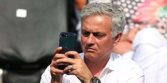 Mourinho telefonu açmadı. Cevapsız arama pahalıya patladı