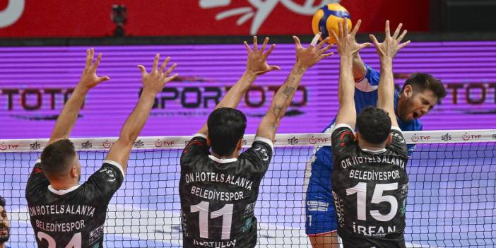 Halkbank 3-0 kazandı