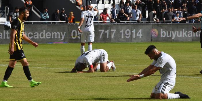 Taraftarlar Büyük Altay'ı arıyor