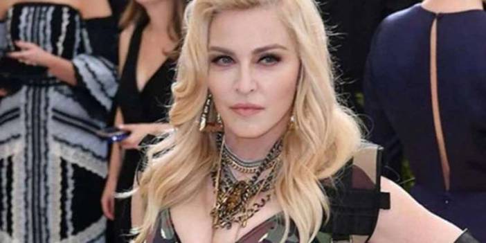 Madonna Trump'u yerin dibine soktu: Tecavüzcü yobaz