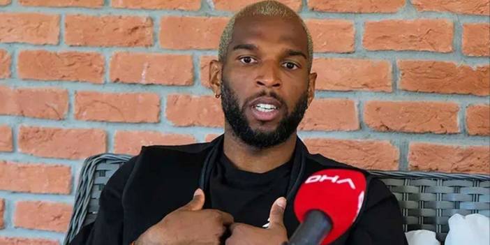 Ryan Babel futbolu bıraktı