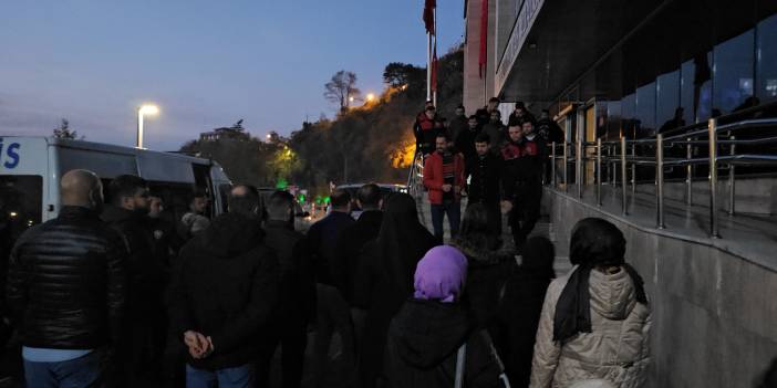 Trafikte kavga ettiği kişiyi bıçakladı