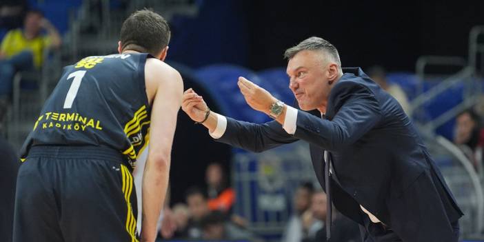 Jasikevicius'tan Fenerbahçe taraftarına çağrı: Her zamanki gibi enerjinizi getirin