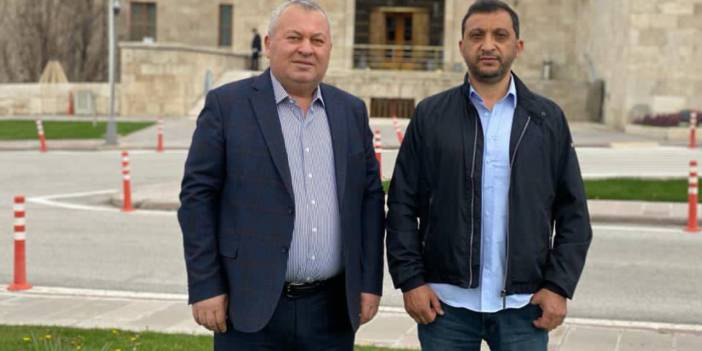 Cemal Enginyurt ve İsmail Uzun istifa edecek. İsmail Saymaz açıkladı