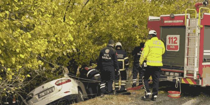 Adıyaman'da otomobil ile hafif ticari araç çarpıştı: 3 kişi hayatını kaybetti