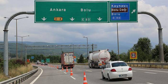 Otoyol tabelalarındaki renkler ve kodlar ne anlama geliyor?