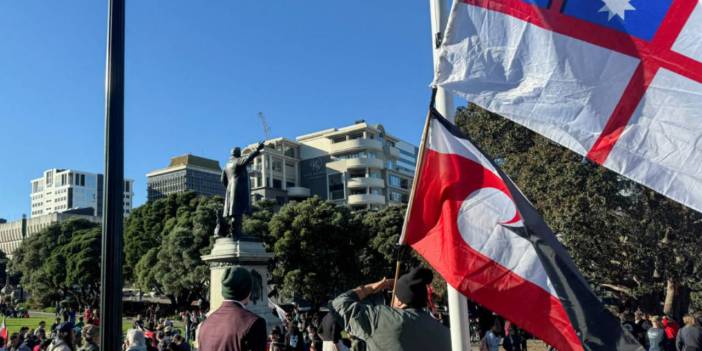 Yeni Zelanda'da 40 binden fazla kişi, Maorilerin ayrıcalıklarını kaldıracak tasarıyı protesto etti