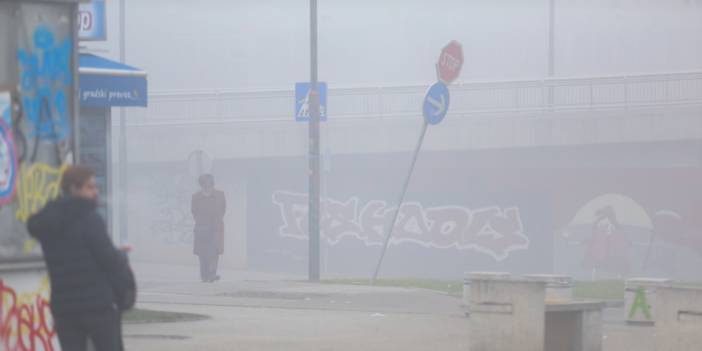 Bosna Hersek'te hava kirliliği görüş mesafesini azalttı