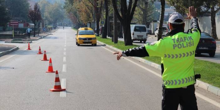 Trafik cezaları için ertelenmeyecek hapis cezası. Bunu yapan yandı