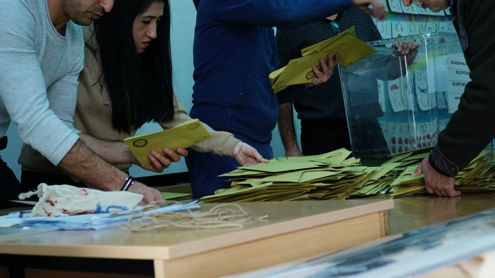 Kadıköy'de yeniden sayım sonuçlandı! AKP'ye kötü haber