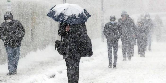 İstanbul'a gece kar yağacak mı? Meteoroloji açıkladı