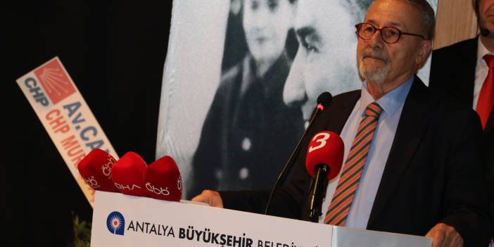 Prof. Dr. Naci Görür'e "Başöğretmen Atatürk Onur Ödülü" verildi