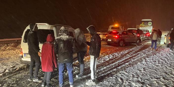 Anadolu Otoyolu'nun İstanbul yönü yeniden ulaşıma açıldı