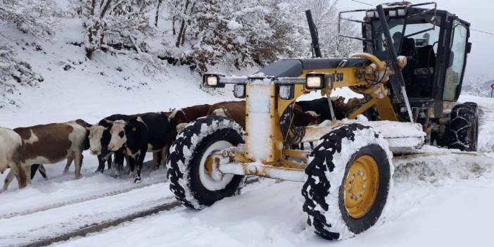 Amasya'da 107 köy yolu ulaşıma kapandı