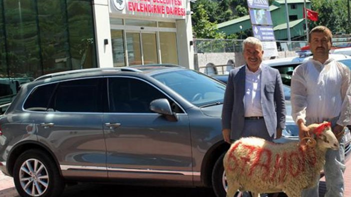 Lüks makam aracını belediye ve itfaiye hizmetinde de kullanacakmış: Değeri 500 bin lira!