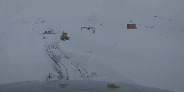 Siirt'te kardan mahsur kalan öğrenciler kurtarıldı