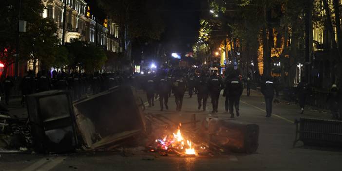 Gürcistan'daki protesto gösterilerine polis müdahalesi