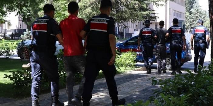 Terör operasyonunda yakalanan 2 zanlı tutuklandı