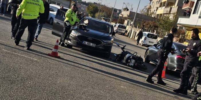 Motosiklet otomobille çarpıştı: 1 ölü