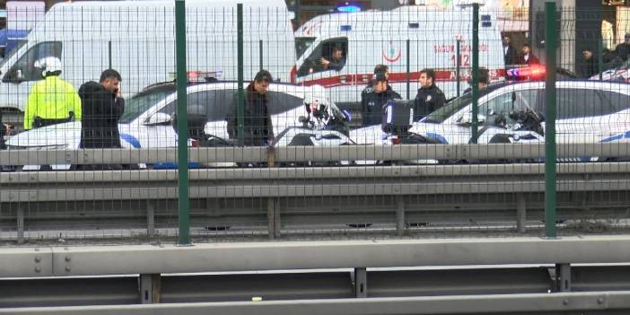 Bahçelievler'de polise bıçak çeken şüpheli bacağından vuruldu